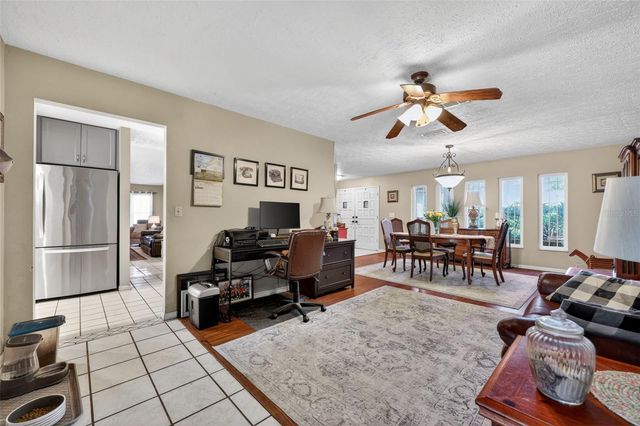 2713 WILLOW OAKS DRIVE, Valrico, FL 33594