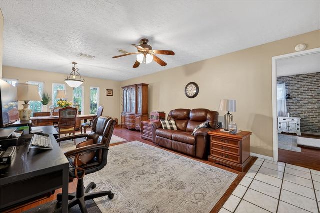 2713 WILLOW OAKS DRIVE, Valrico, FL 33594