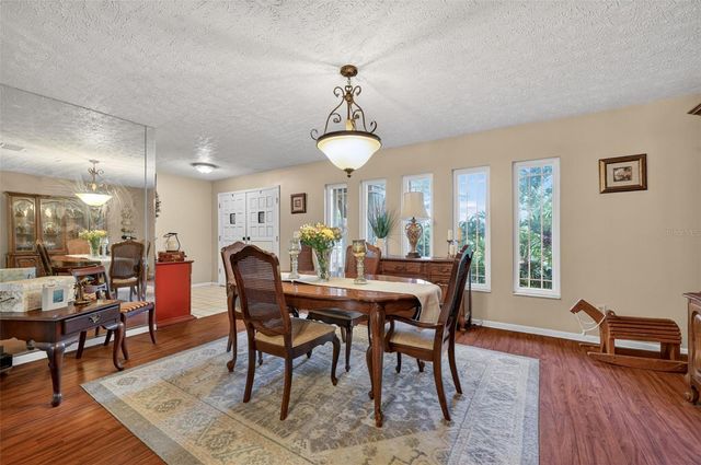 2713 WILLOW OAKS DRIVE, Valrico, FL 33594