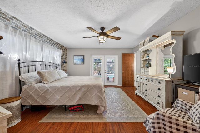 2713 WILLOW OAKS DRIVE, Valrico, FL 33594