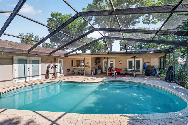 2713 WILLOW OAKS DRIVE, Valrico, FL 33594