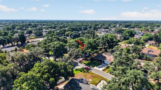 2713 WILLOW OAKS DRIVE, Valrico, FL 33594