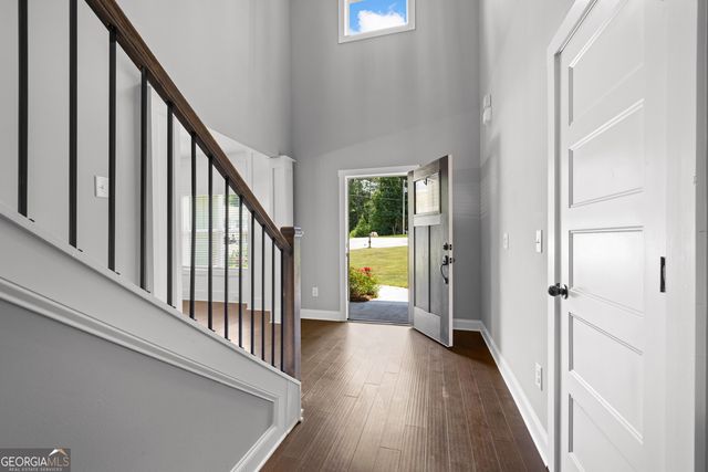 135 Jessica Court, Fayetteville, GA 30215