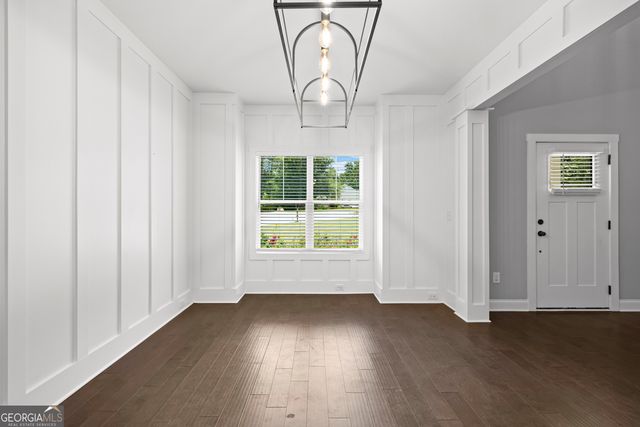 135 Jessica Court, Fayetteville, GA 30215