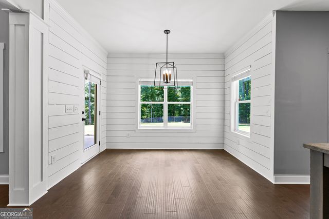 135 Jessica Court, Fayetteville, GA 30215