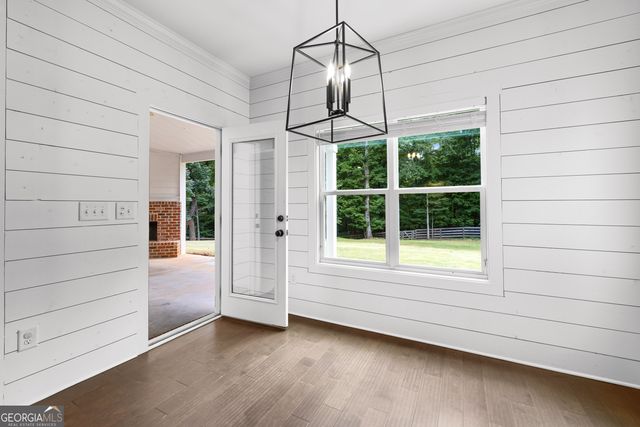135 Jessica Court, Fayetteville, GA 30215