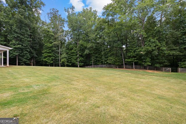 135 Jessica Court, Fayetteville, GA 30215