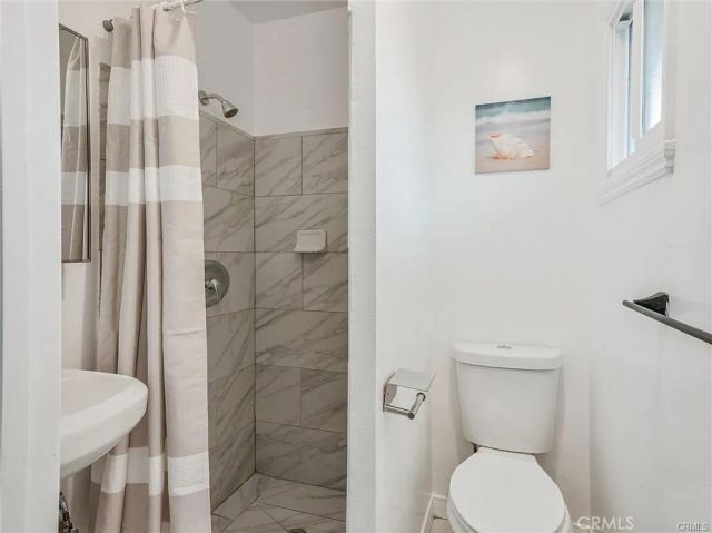 143 N Hobart Boulevard, Los Angeles, CA 90004