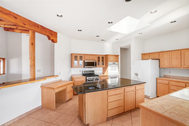 24 Hunter Drive, Medanales, NM 87548