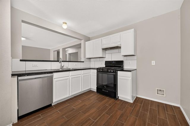 12926 Valleygate Lane, Houston, TX 77072