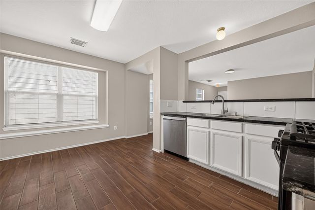 12926 Valleygate Lane, Houston, TX 77072