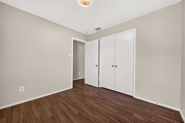 12926 Valleygate Lane, Houston, TX 77072