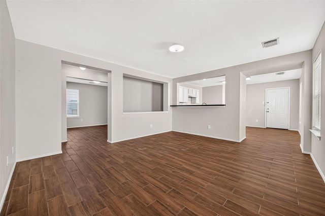 12926 Valleygate Lane, Houston, TX 77072