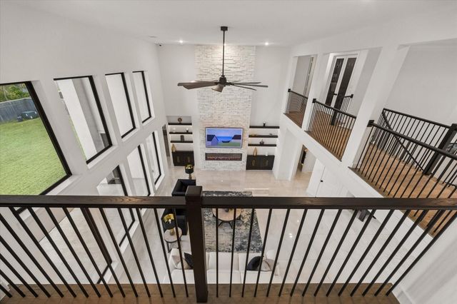 10134 Regatta Shore Drive, Missouri City, TX 77459