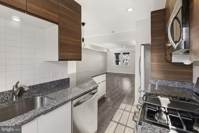 5105 NEW HAMPSHIRE AVE NW, Washington, DC 20011