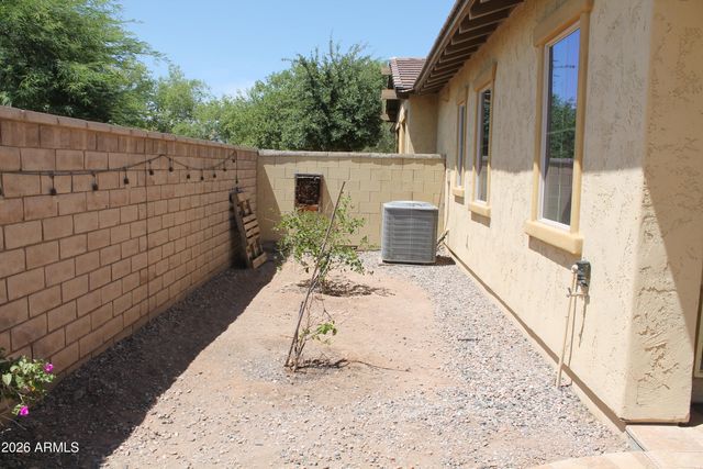20843 W CARLTON MNR Drive, Buckeye, AZ 85396