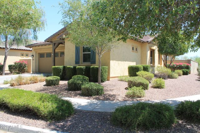 20843 W CARLTON MNR Drive, Buckeye, AZ 85396