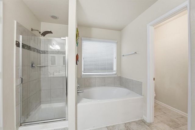 2115 Pacific Loon Ln, Conroe, TX 77385