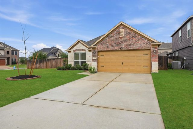 2115 Pacific Loon Ln, Conroe, TX 77385
