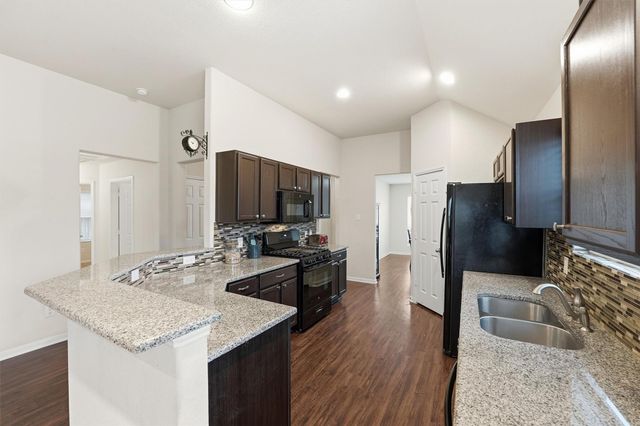 2115 Pacific Loon Ln, Conroe, TX 77385