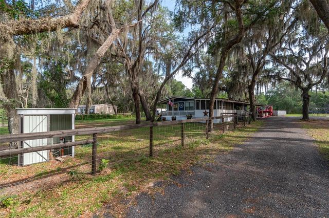 134 FAYE STREET, Hawthorne, FL 32640