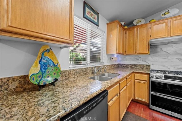 15070 Spring, Fontana, CA 92335