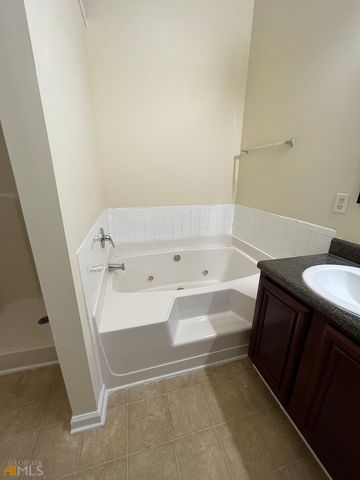 166 Seabreeze Court, Newnan, GA 30265