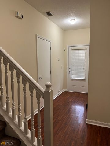 166 Seabreeze Court, Newnan, GA 30265