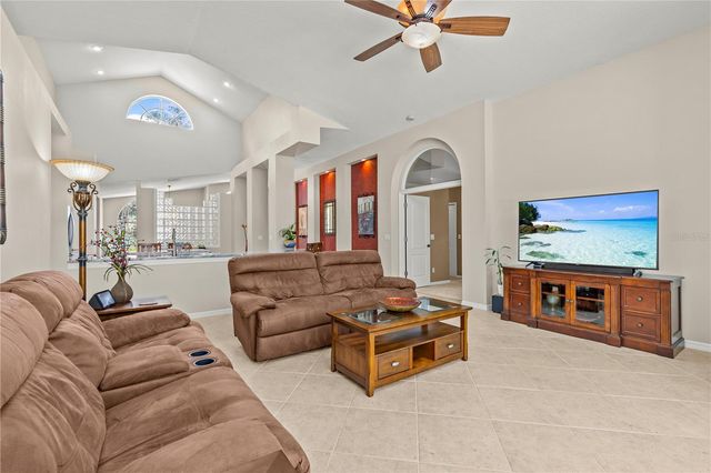 10522 CHAMBERS DRIVE, Tampa, FL 33626