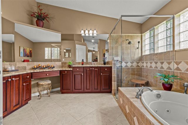 10522 CHAMBERS DRIVE, Tampa, FL 33626