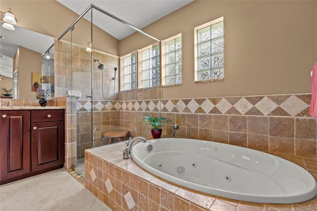 10522 CHAMBERS DRIVE, Tampa, FL 33626