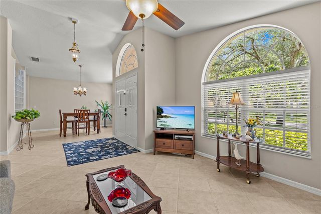 10522 CHAMBERS DRIVE, Tampa, FL 33626