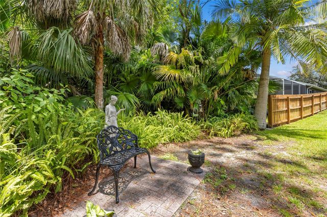10522 CHAMBERS DRIVE, Tampa, FL 33626