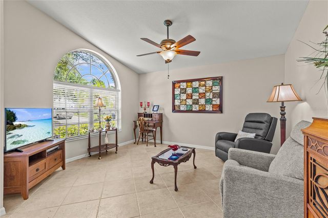 10522 CHAMBERS DRIVE, Tampa, FL 33626