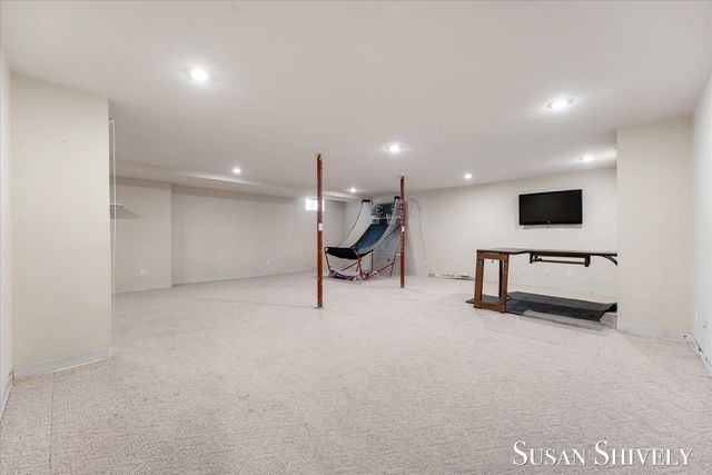 5022 Montauk Drive NW, Comstock Park, MI 49321