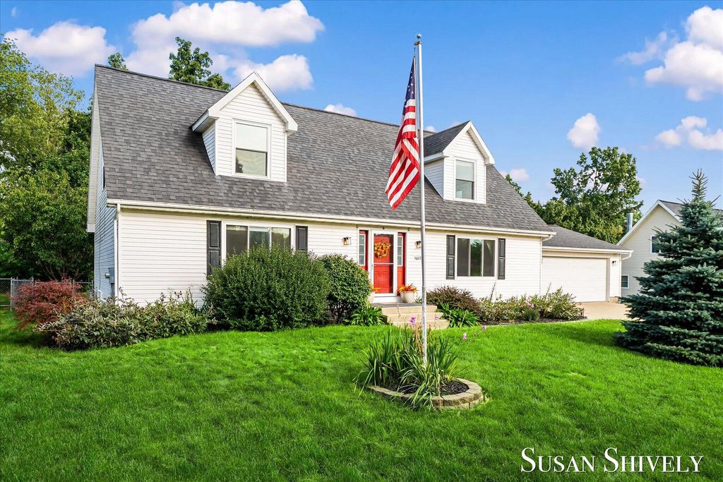 5022 Montauk Drive NW, Comstock Park, MI 49321