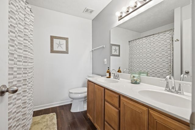 1946 Odessa Ave, Murfreesboro, TN 37128