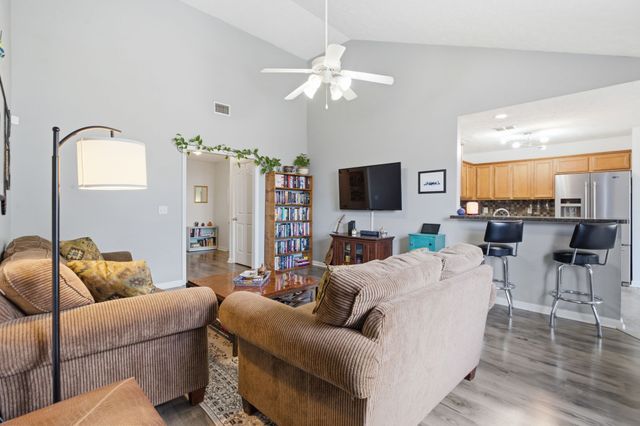 1946 Odessa Ave, Murfreesboro, TN 37128