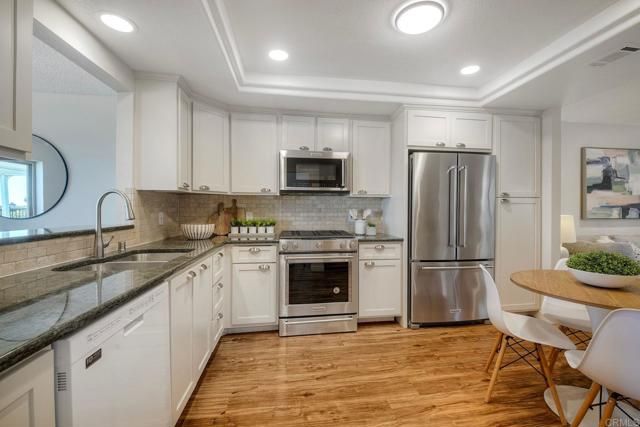 6555 VIA BARONA, Carlsbad, CA 92009