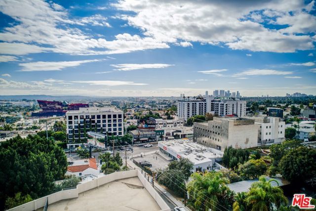 8788 Shoreham Drive 23, West Hollywood, CA 90069