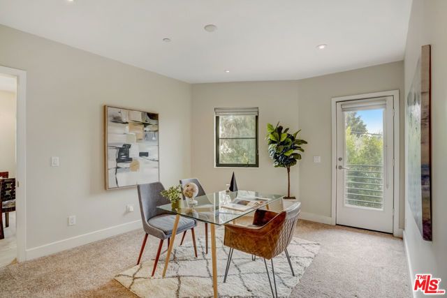 8788 Shoreham Drive 23, West Hollywood, CA 90069