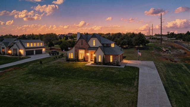 3261 Red Ridge Drive, Blanchard, OK 73010