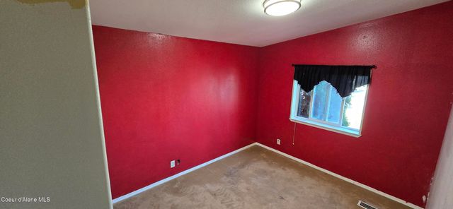 2124 W GUENEVERES WAY, Post Falls, ID 83854
