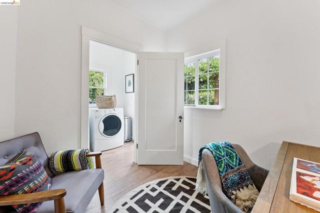 1262 Excelsior, Oakland, CA 94610