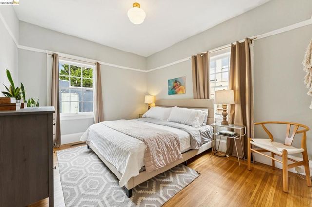 1262 Excelsior, Oakland, CA 94610