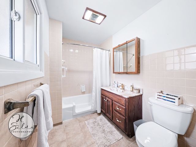 4402 Sycamore Lane, Rolling Meadows, IL 60008