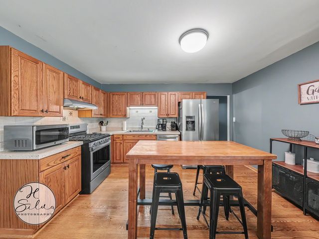 4402 Sycamore Lane, Rolling Meadows, IL 60008