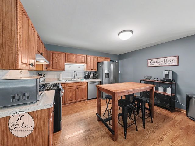 4402 Sycamore Lane, Rolling Meadows, IL 60008