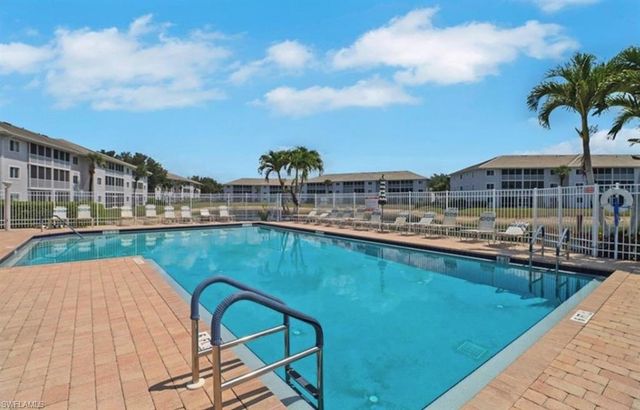 7818 Great Heron WAY 303, Naples, FL 34104