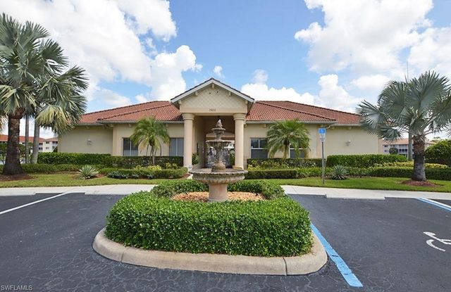 7818 Great Heron WAY 303, Naples, FL 34104